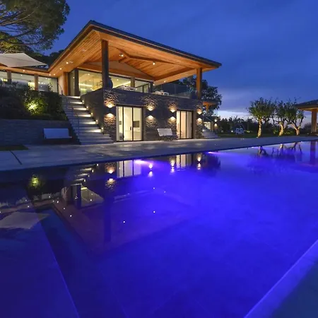 Esclusiva Lando Hébergement de vacances